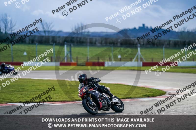 donington no limits trackday;donington park photographs;donington trackday photographs;no limits trackdays;peter wileman photography;trackday digital images;trackday photos